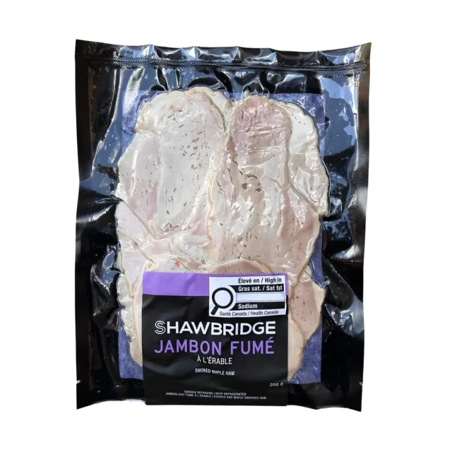 Jambon fumé à l'érable maison préparé par l'équipe Shawbridge à Prévost dans les Laurentides