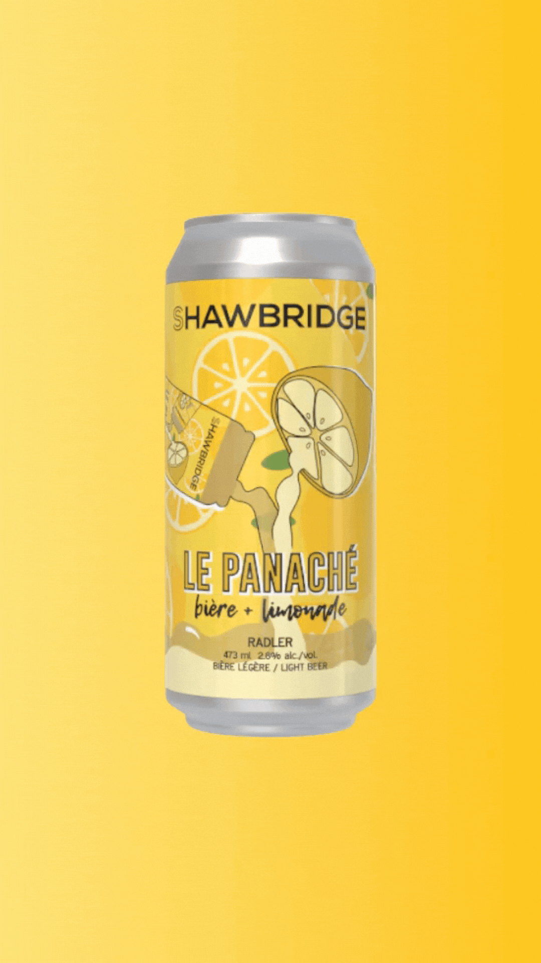Le Panaché au citron, un parfait mélange de bière blonde et de limonade au citron. Un produit alcoolisé signé Shawbridge dans les Laurentides.