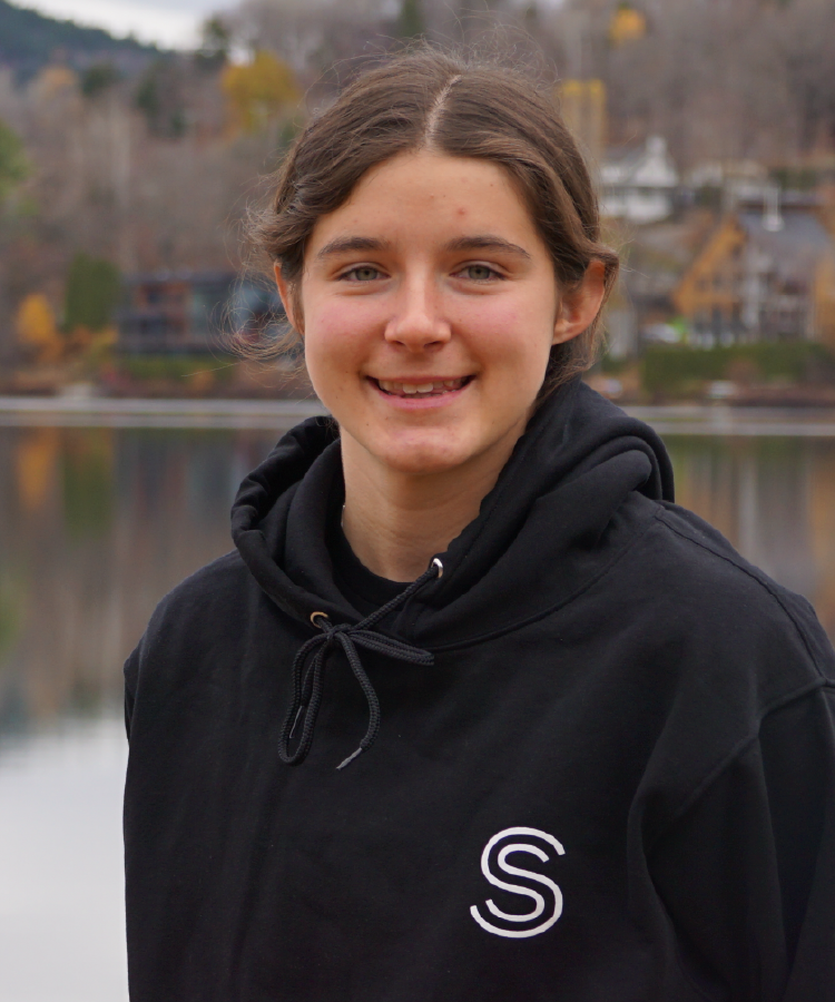 Anais Leprehon hockey féminin commandité par la Microbrasserie Shawbridge