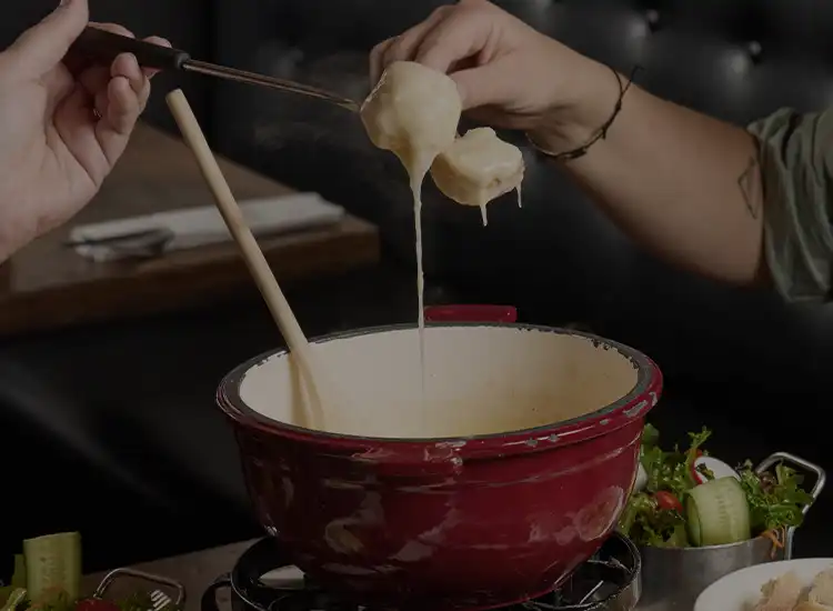 la fondue du Montcalm Pub Gourmand en rabais le dimanche